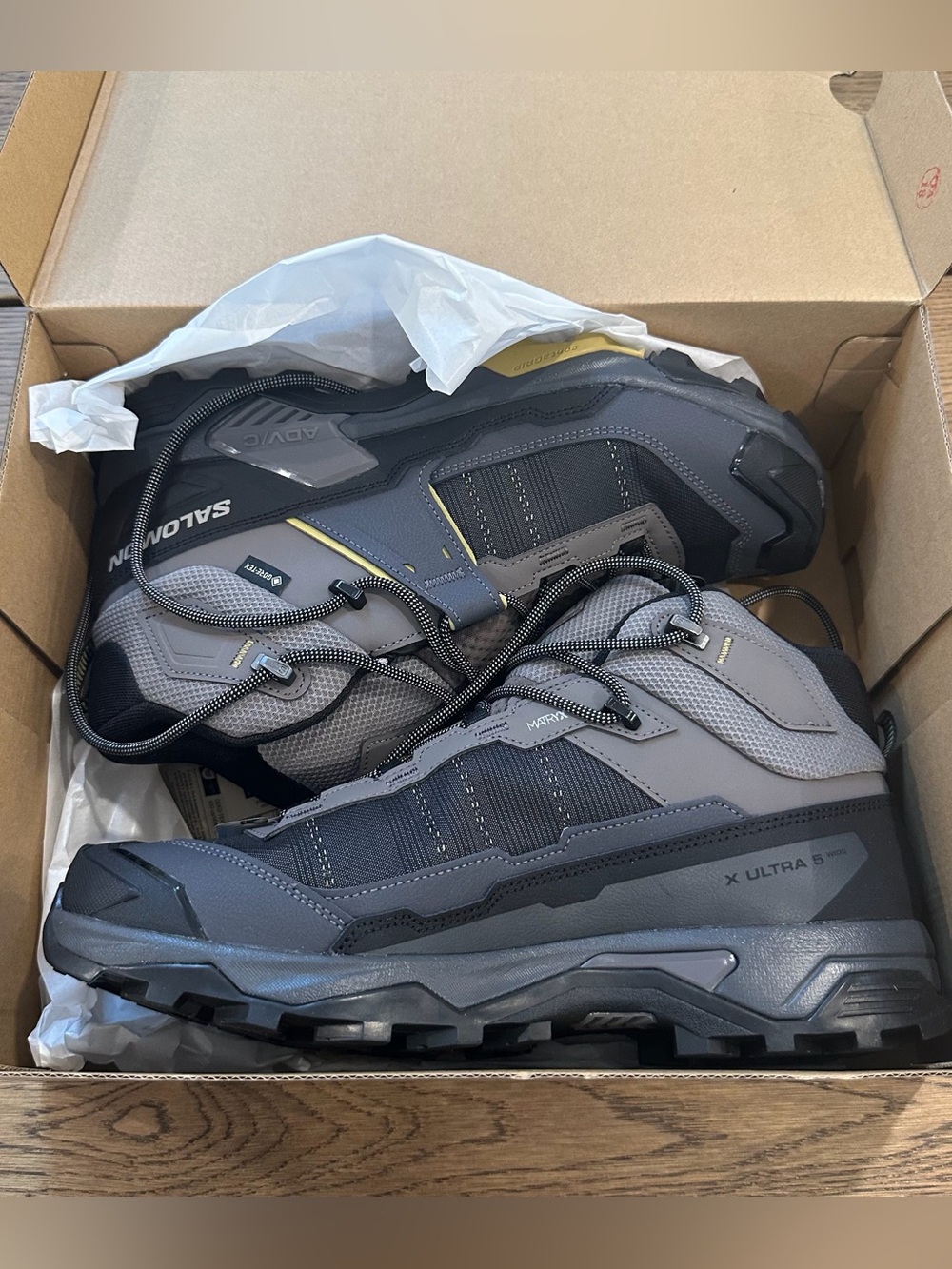 Salomon X Ultra 5 Mid Wide GTX Men’s 10.5 Wide Waterproof Hiking Boots NWT